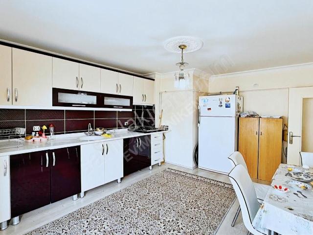 Evimyenikent'de İşlek Cadde Üstü Çift Balkon Limitsiz Kredili