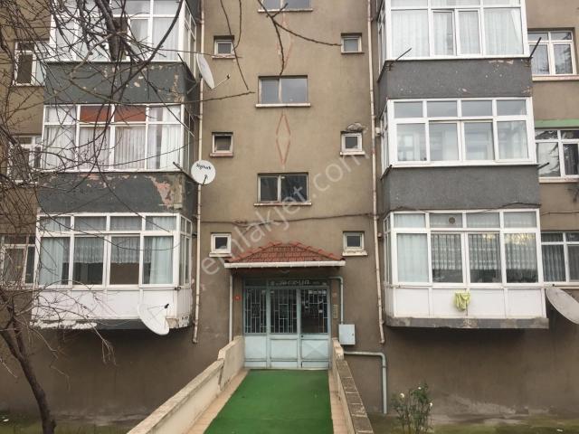 Evinibul'dan Yunus Emre Cadde Üzeri 70m2 2+1 Balkonlu Arakat