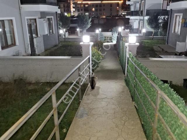 Evinibul'dan! İskanlı/deniz Manzaralı 200m2 4+1 Dubleks