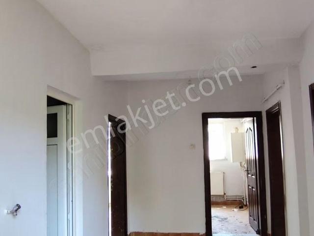Evkom Emlak Tan Nusratiye Mah De 2+1 Yüksek Giriş