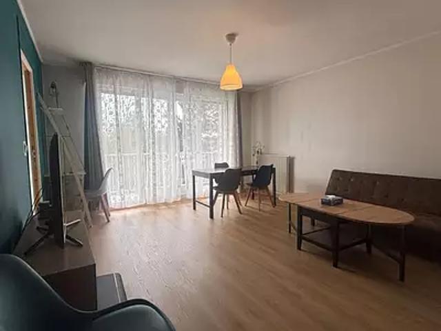 Évry Courcouronnes 91080 Location appartement 3 pièces t3 au dernier étage cave