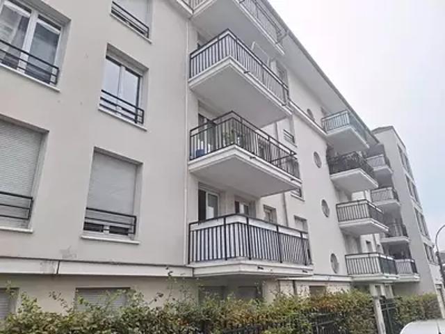 Évry Courcouronnes 91080 Location appartement 1 pièce t1 jardin