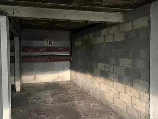 Évry Courcouronnes 91080 Location parking