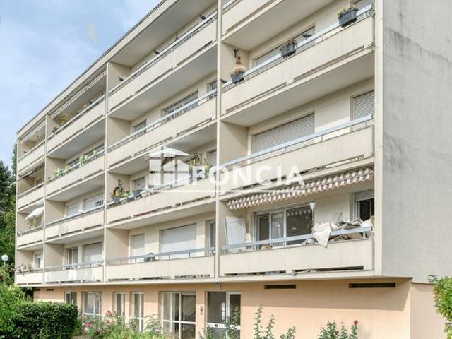 Evry village Appartement T3 de 62 M2