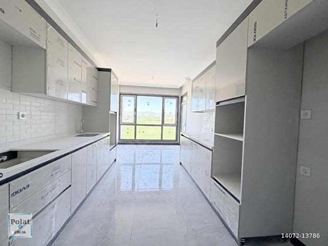 ÇEVRE YOLU YAKINI 14 KATLI BİANIN 12. KATI