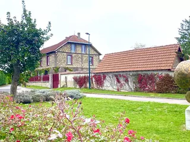 Evreux 27000 Achat / Vente maison 10 pièces t10 parking
