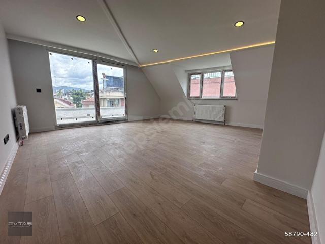 EVTAŞ 63 IŞIKLAR CİVARI TERASLI ÇATI KATI 100M2 ÇOK GENİŞ 2+1