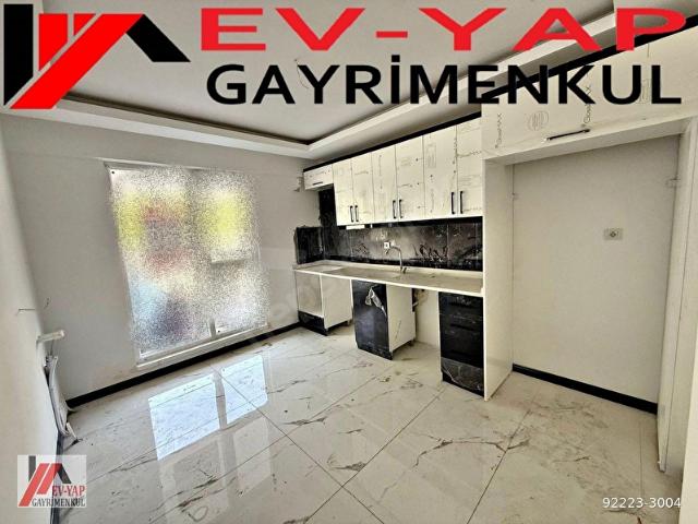 EVYAP FIRSAT! CADDE DİBİ MERKEZİ KONUMDA YAPILI SIFIR 3+1