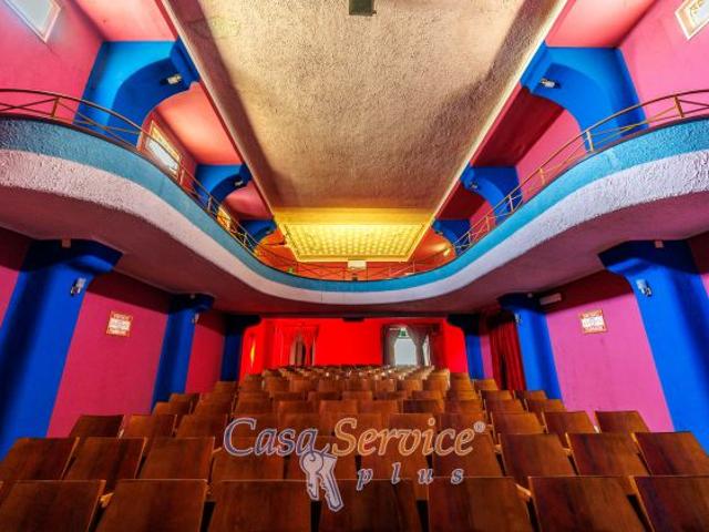 Ex cinema Locale commerciale