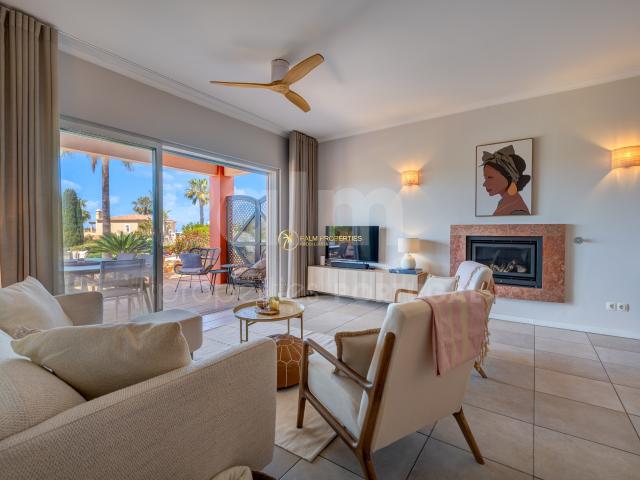 Excecional Apartamento T2 | Piscina, Jardim & Vistas panorâmicas | Vale da Pinta, Lagoa