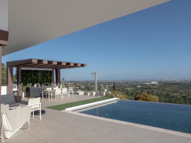 Excecional villa de 5+1 quartos com piscina de borda infinit. 595m² Santa Bárbara De Nexe