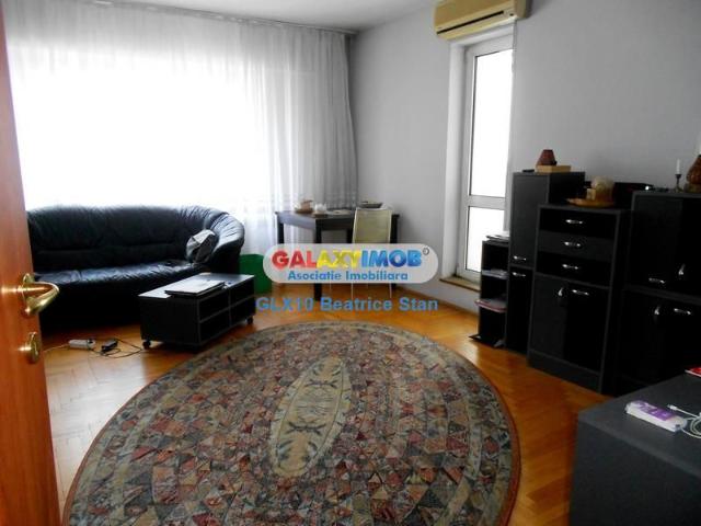 Excelent amplasat in PIATA VICTORIEI / resedinta ideala familie/expat