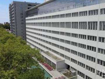 Excelente 2 ambientes con cochera en venta en Distrito Quartier, Retiro