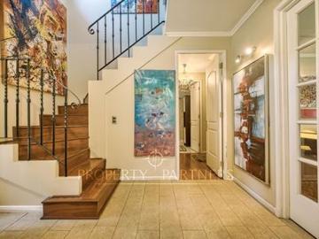 Excelente Casa Chilena en Condominio, El Huinganal