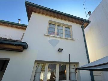 Excelente casa comercial en providencia | 5 Dormitorios por 18500.00 en Providencia