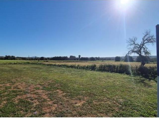 Excelente casa de campo con piscina y amplia nave/cochera en Campos