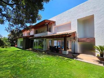 Excelente casa en Venta en Club de golf Vallescondido que da al green