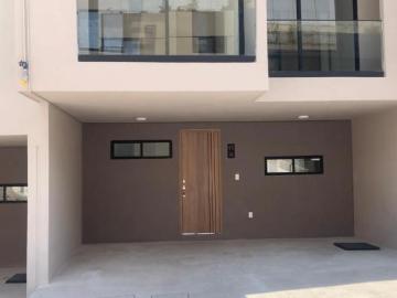 Excelente Casa en Venta en Preventa