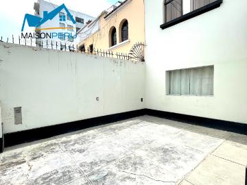 Excelente Casa en Alquiler Vivienda o Oficina en Magdalena del Mar Ref: 2524