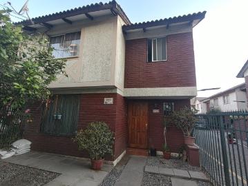 EXCELENTE CASA EN CONDOMINIO