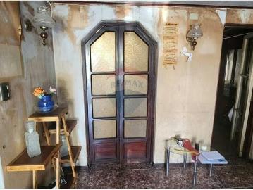 Excelente casa en la florida. 357 m2 de terreno. 4 Dormitorios por 149000. 00 en La Florida