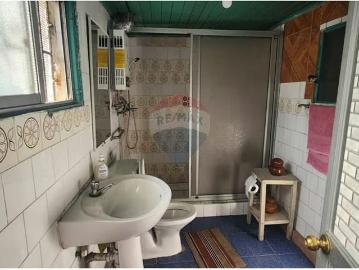 Excelente casa en la florida. 357 m2 de terreno. 4 Dormitorios por 149000. 00 en La Florida