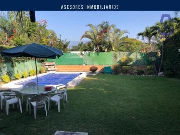 EXCELENTE CASA EN LOMAS DE COCOYOC