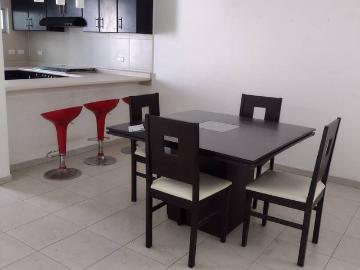 Excelente casa en renta sin amueblar en manantiales