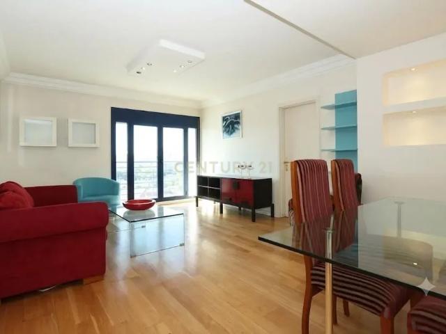Excelente Apartamento mobilado T1 com Vista Panorâmica em Sete Rios, Lisboa
