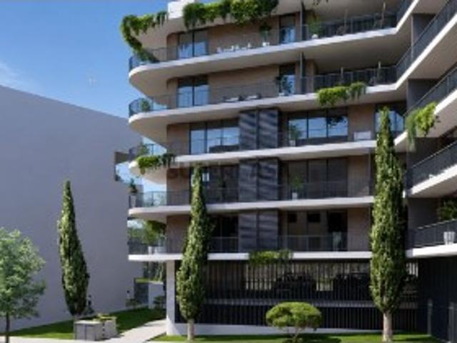 EXCELENTE APARTAMENTO T0+1, COM COZINHA EQUIPADA E LUGAR DE GARAGEM, EM EMPREENDIMENTO DE LUXO EM ARMAÇÃO DE PERA COM PISCINA, A PREÇO DE LANÇAMENTO 297.500 EUROS