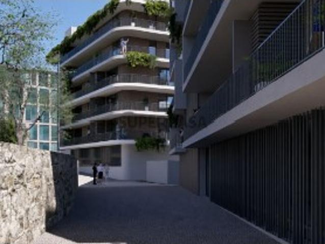 EXCELENTE APARTAMENTO T0, COM COZINHA EQUIPADA E LUGAR DE GARAGEM, EM EMPREENDIMENTO DE LUXO COM PISCINA EM ARMAÇÃO DE PERA, A PREÇO DE LANÇAMENTO 371.000 EUROS