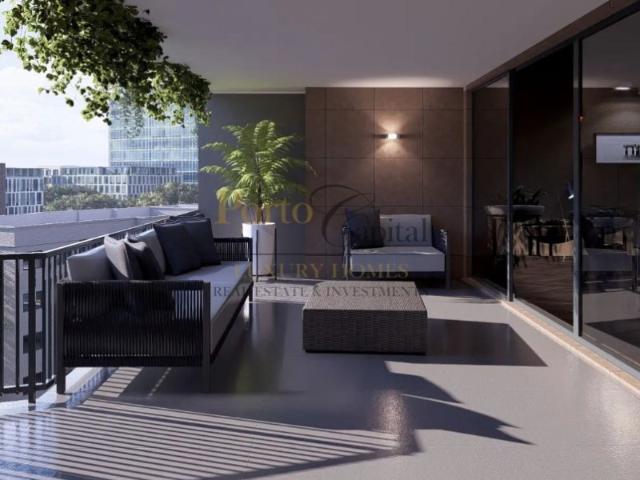 EXCELENTE APARTAMENTO T0, COM COZINHA EQUIPADA E LUGAR DE GARAGEM, EM EMPREENDIMENTO DE LUXO EM ARMAÇÃO DE PERA COM PISCINA, A PREÇO DE LANÇAMENTO 366.500 EUROS