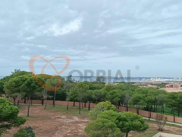 Excelente Apartamento T1 com vista mar para venda nos Salgad. 71m² Guia