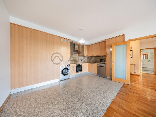 Excelente Apartamento T1 Lamaçães