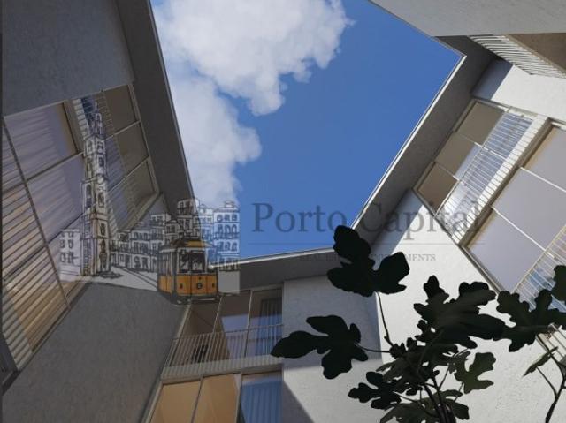 EXCELENTE APARTAMENTO T1 NO CENTRO DO PORTO, COM LUGAR DE GARAGEM