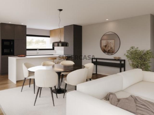 Excelente Apartamento T2 5 Minutos da Praia | São Félix da Marinha