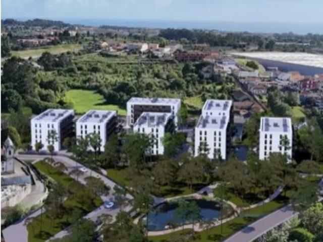 EXCELENTE APARTAMENTO T2, COM COZINHA EQUIPADA INCLUINDO MAQUINA DE LAVAR ROUPA E LOIÇA, VARANDA E LUGAR DE GARAGEM, EM VILA NOVA DE GAIA A 5 MINUTOS DA PRAIA