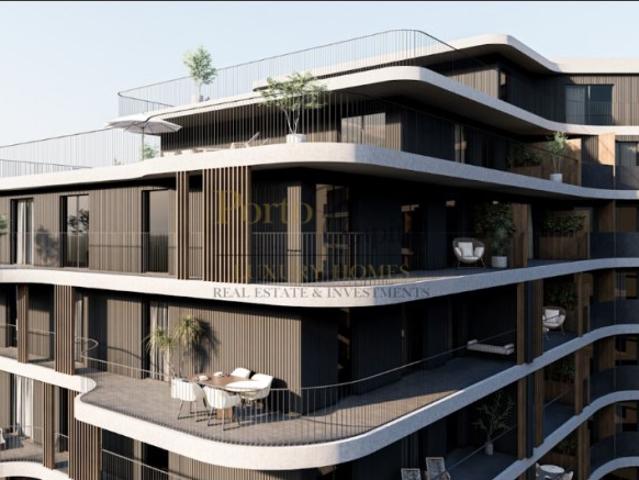 EXCELENTE APARTAMENTO T2, COM COZINHA EQUIPADA, VARANDA E LUGAR DE GARAGEM, EM OLIVEIRA DO DOURO