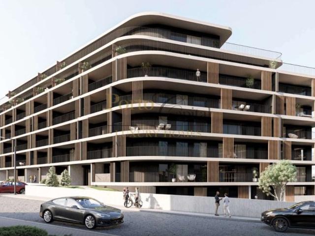 EXCELENTE APARTAMENTO T2, COM COZINHA EQUIPADA, VARANDA E LUGAR DE GARAGEM, EM OLIVEIRA DE DOURO