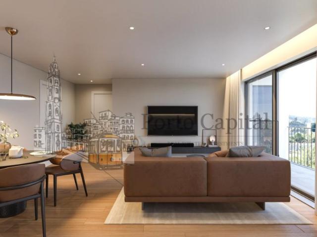 EXCELENTE APARTAMENTO T2 COM VARANDA E DOIS LUGARES DE GARAGEM, NO CENTRO DA CIDADE, A PREÇO DE LANÇAMENTO 225.000 EUROS
