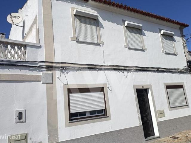 Excelente apartamento T2 no centro da Vidigueira