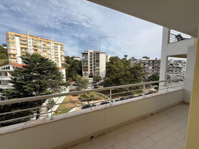 Excelente apartamento T2 no Monte Estoril