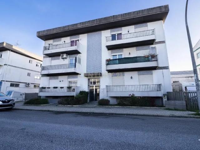 Excelente Apartamento T3 com garagem e arrecadação