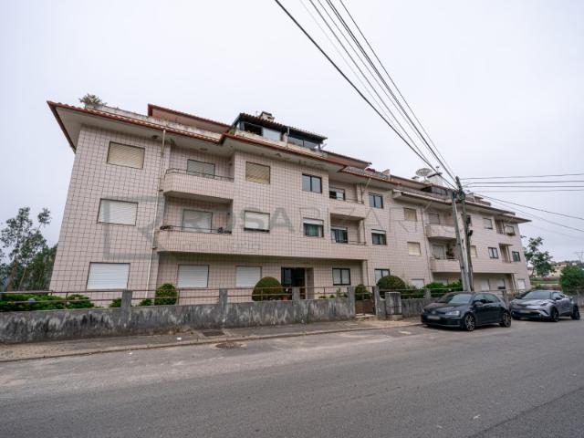 Excelente Apartamento T3 com 141 m² de Área Útil Conforto, Luz Natural e Centralidade!