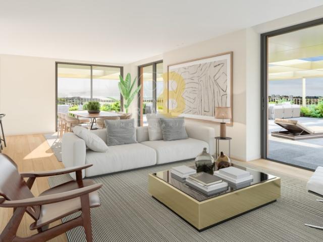 Excelente apartamento T3, com 44.80m2 de espaço exterior, junto à Marina da Afurada