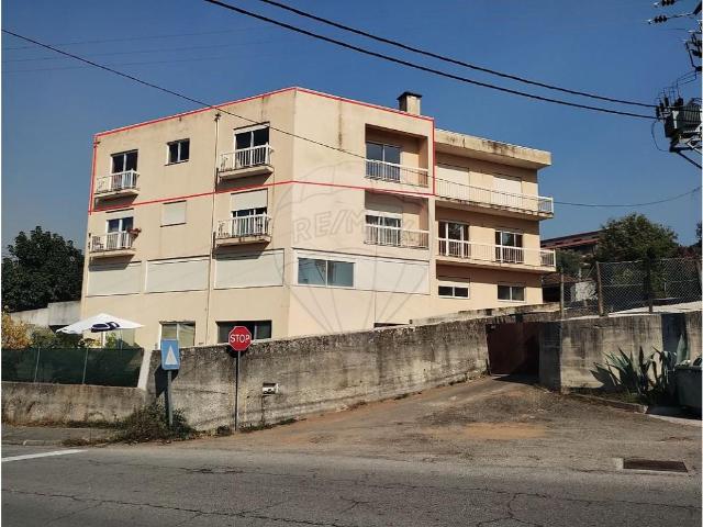 Excelente apartamento T3 a 2 minutos do centro da Vila de Ca. 0m² Refojos de Basto, Outeiro e Painzela