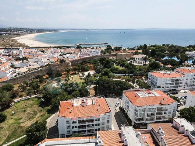 Excelente Apartamento T3 de grandes dimensões junto ao centr. 118m² Lagos