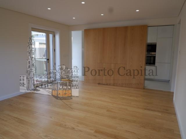 Excelente Apartamento T3 em Lordelo do Ouro
