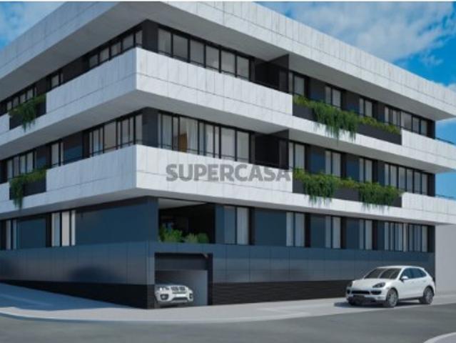 Excelente apartamento T3 Novo. Primeira linha do Mar