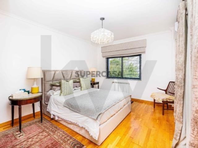 Excelente Apartamento T3 no Estoril